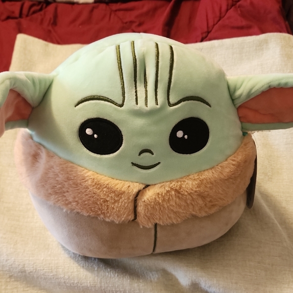 STAR WARS YODA SQUISHMALLOW